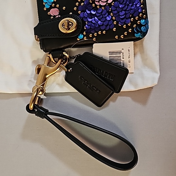 NEW COACH & Rodarte 11702 Turnlock Wristlet 30 Glovetanned Leather with Sequins - Picture 3 of 8